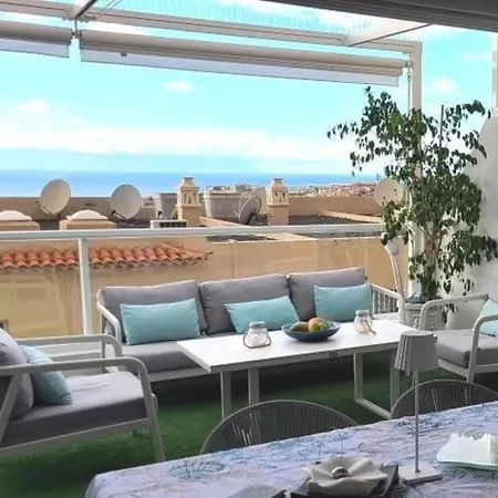 Modernes Luxus-haus Mit Phantastischem Meerblick, Beheizter Pool Und Wifi بيت للعطل أذيخي